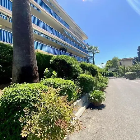 Apartment T3 Climatise Parking Antibes